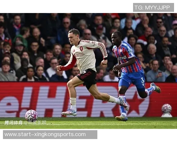 布拉德利与索博斯洛伊英超黄牌累积已达四张再吃一张将面临停赛风险