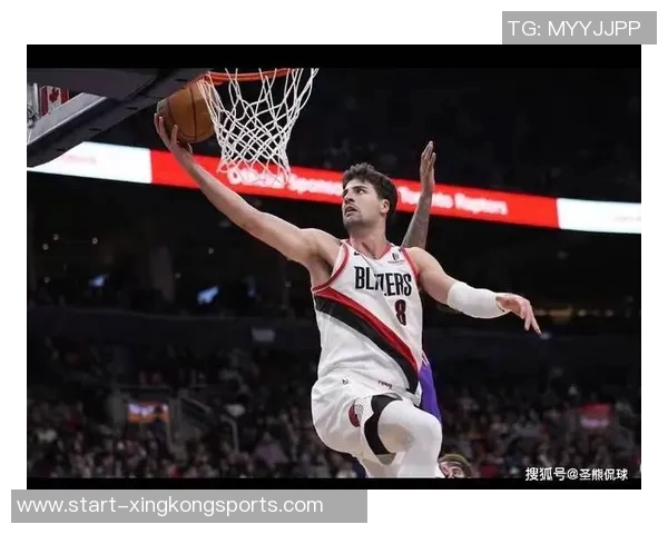 阿夫迪亚表现平平14投仅中5罚球命中率尚可贡献17分7板7助但正负值惨淡